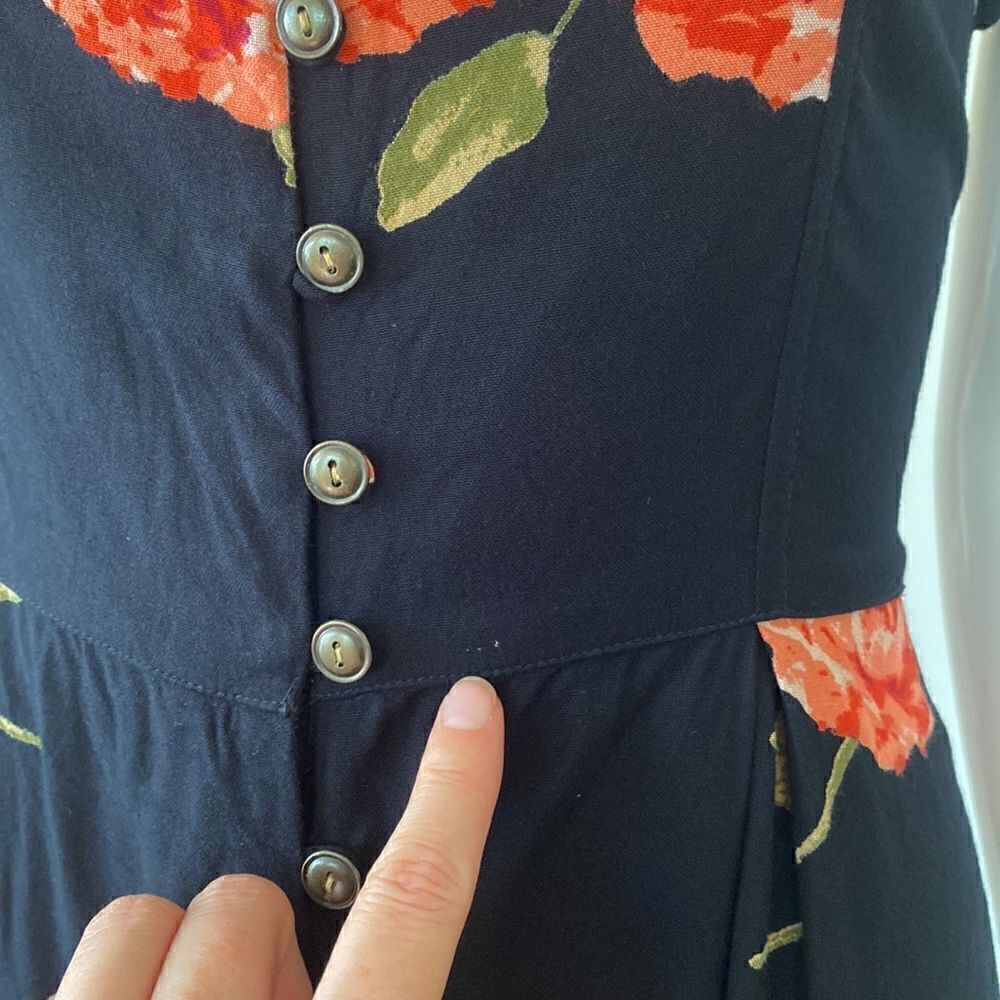 Urban Outfitters Kimchi Blue Black Rose Print Lace Up Romper Playsuit Size XS - Picture 13 of 14
